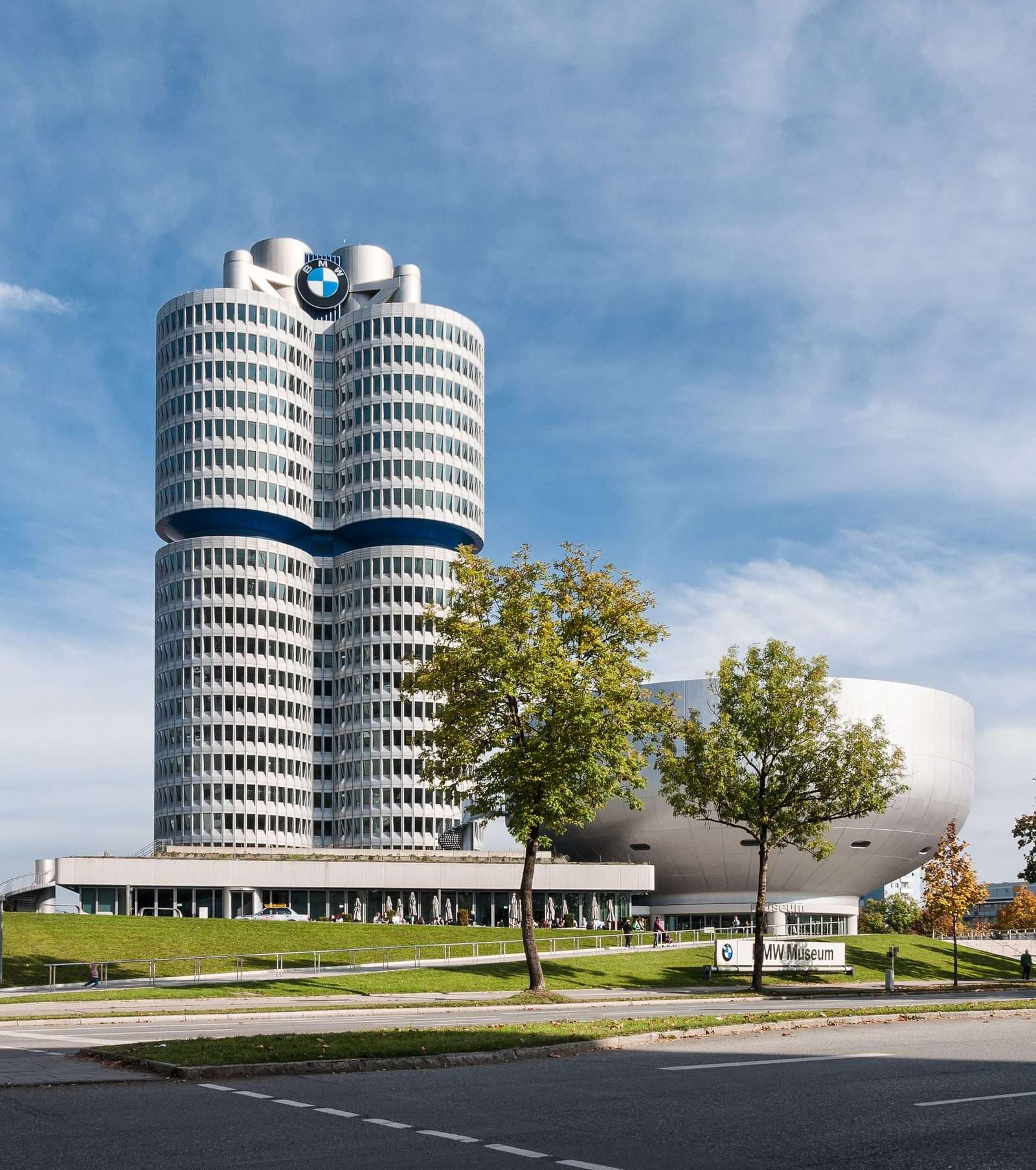 BMW to Cut 8,000 Jobs by End of 2027 as China Sales Slump Hits Profit