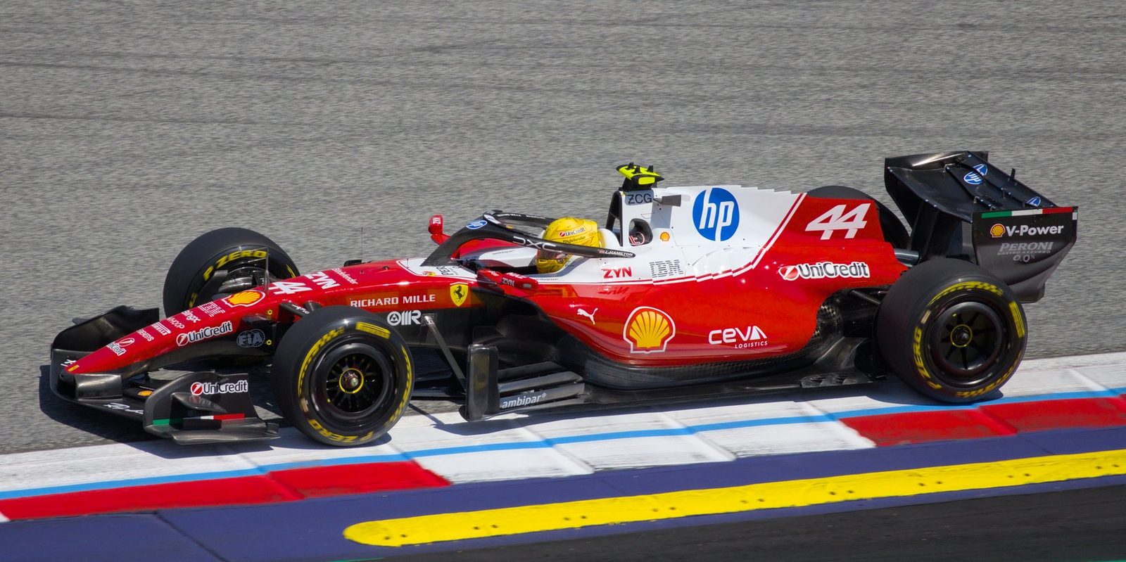 Bearman Says Hamilton's Ferrari Revival Complicates His Own Title Dream